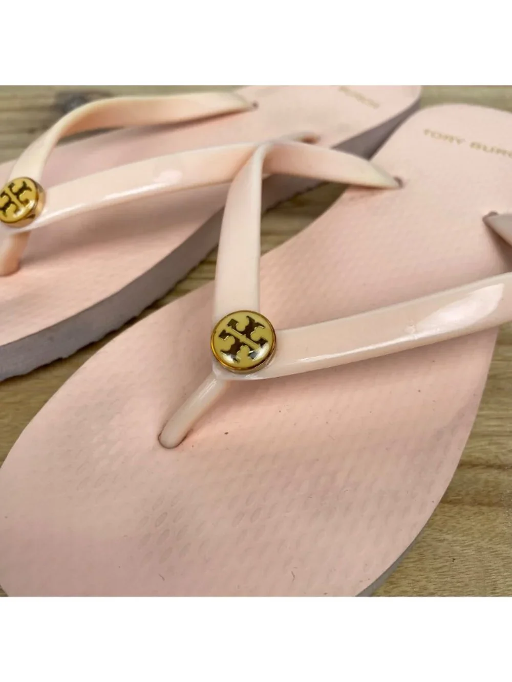Tory Burch Chelsea Pink With Gold Hardware Flip Flops Platform Sandals Sz US 6